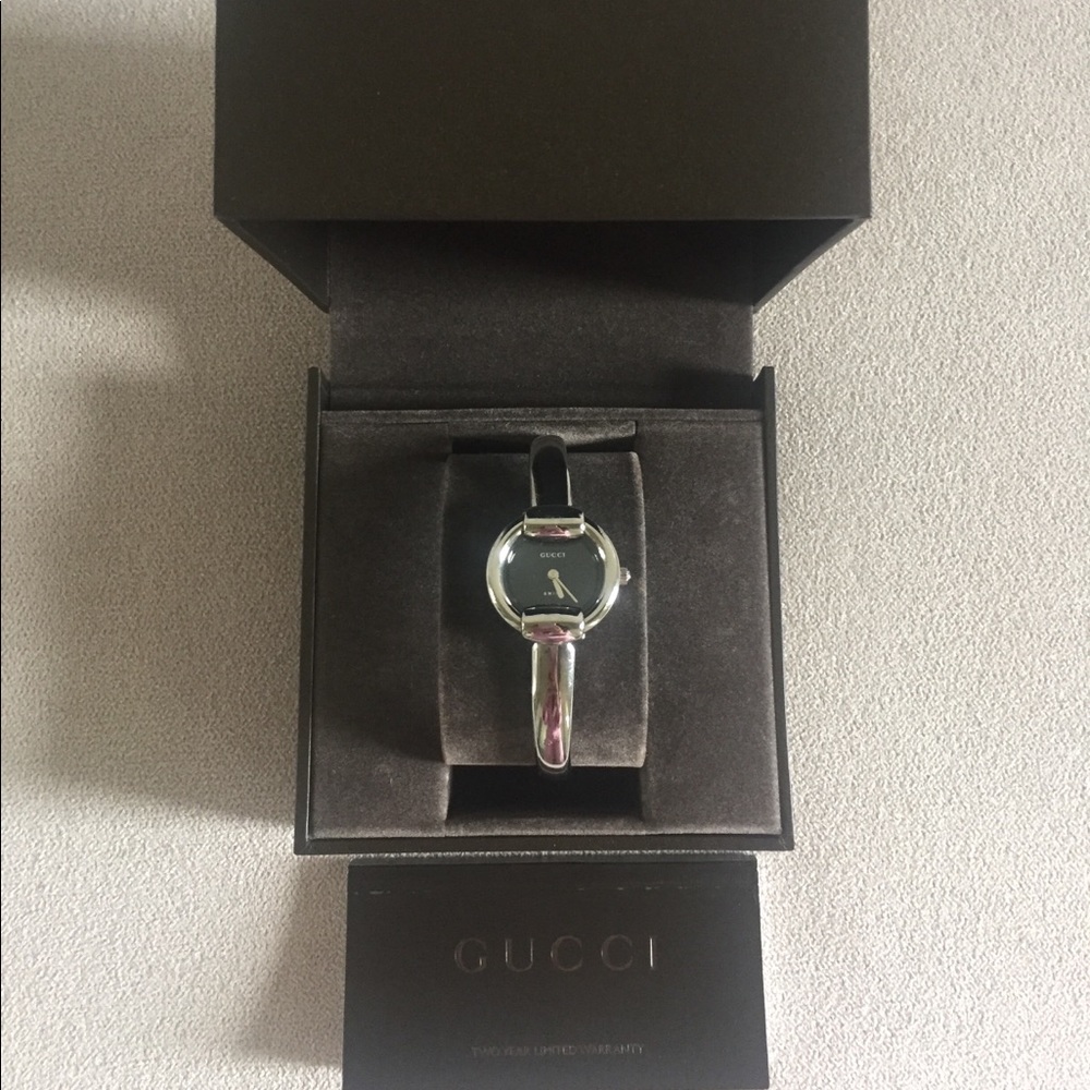 Gucci Black and Silver Bangle Bracelets Watch